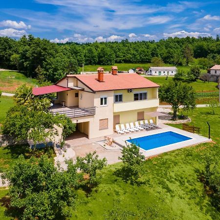 Holiday Home Larisa - Ipc141 By Interhome Pićan 외부 사진